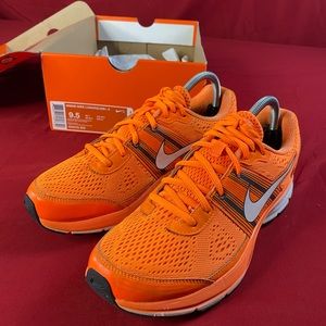 Woman’s Nike Lunarglide 3